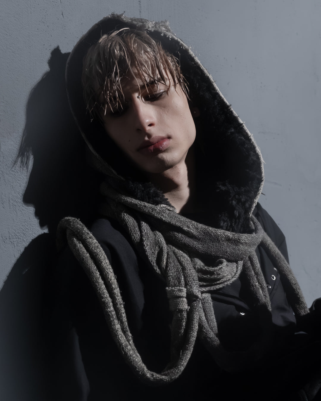 anakha hooded scarf