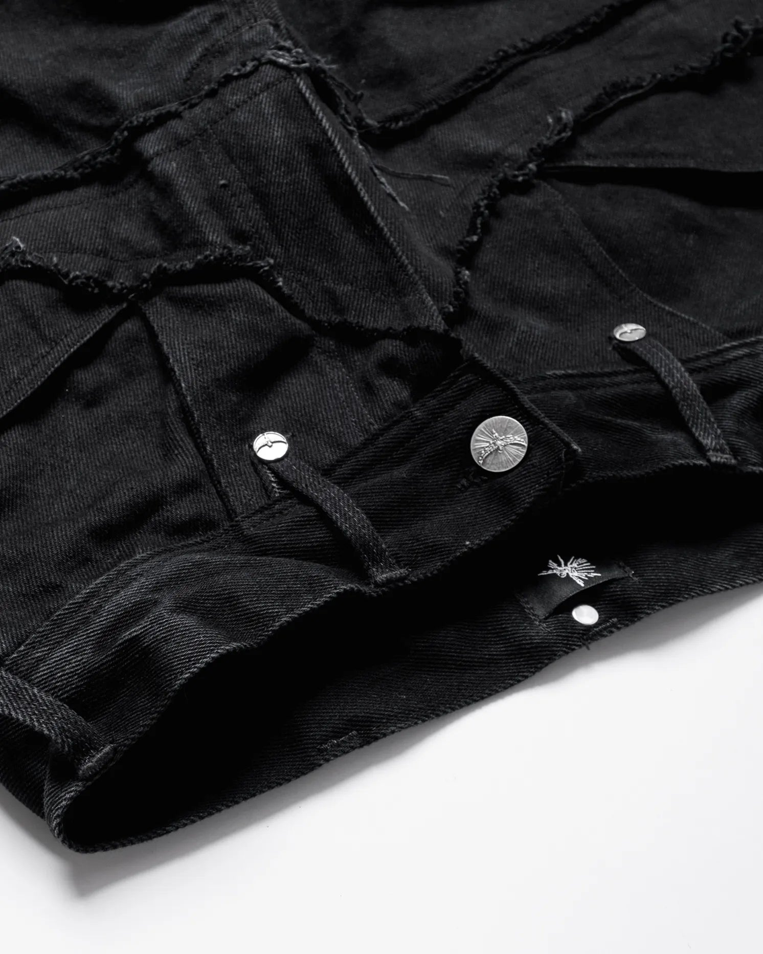 alolus jorts