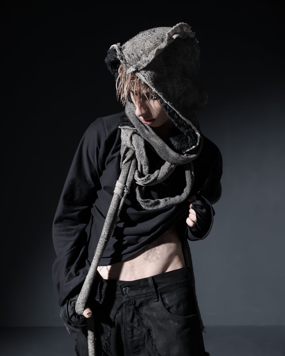 anakha hooded scarf