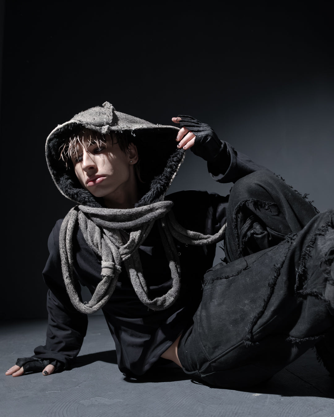 anakha hooded scarf