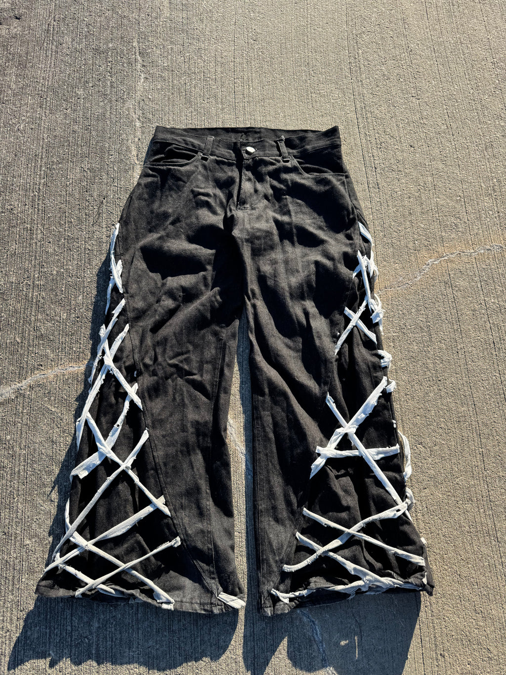 [31] flared denim sample