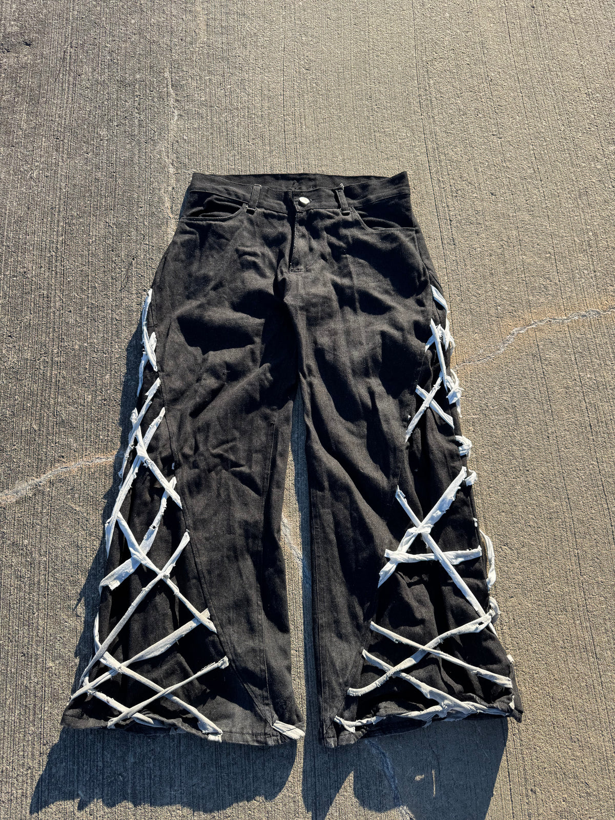 [31] flared denim sample