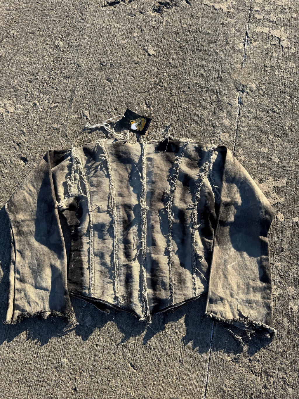 [45] V shaped ethrane jacket sample