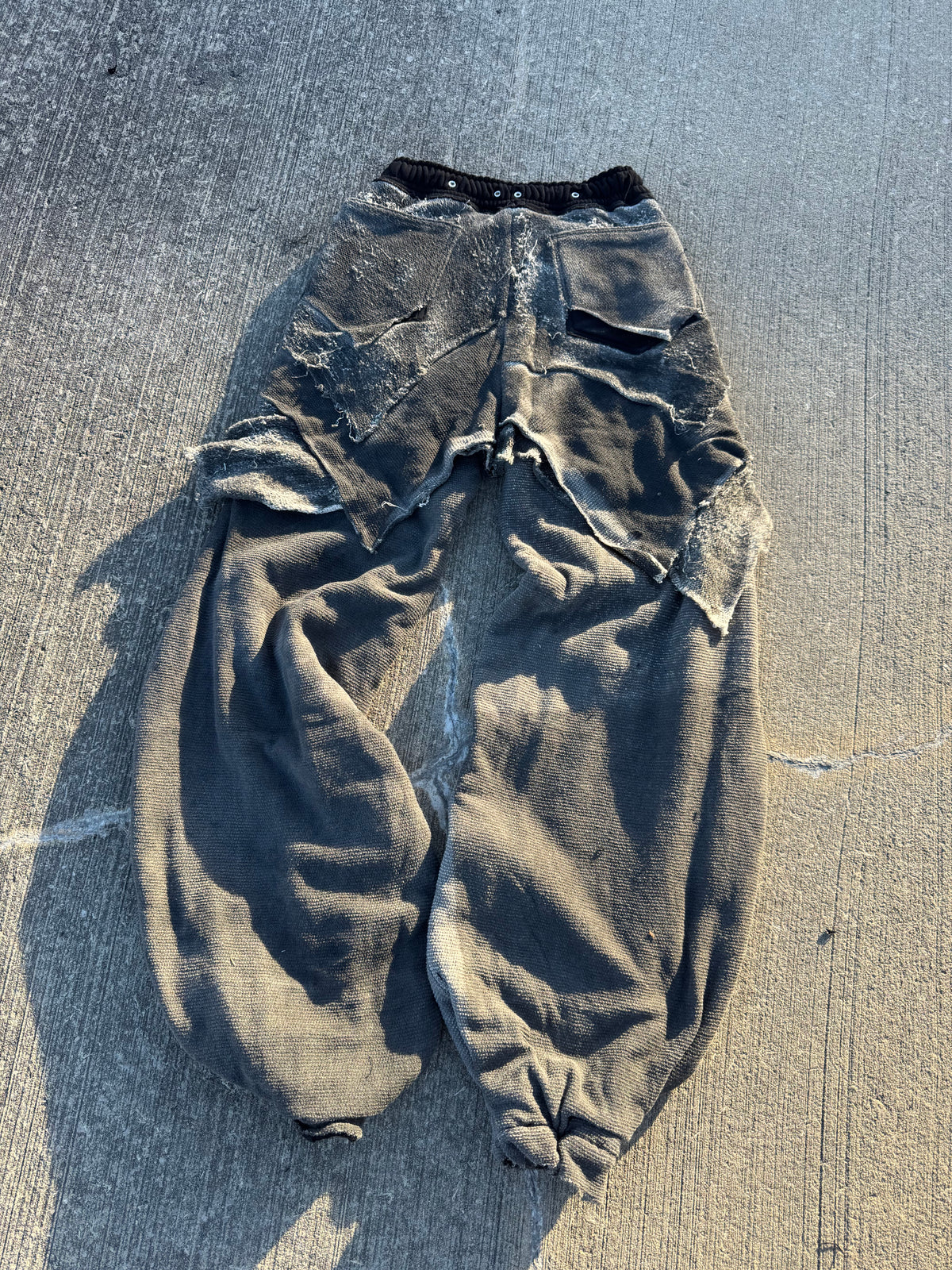 [53] sweatpants sample