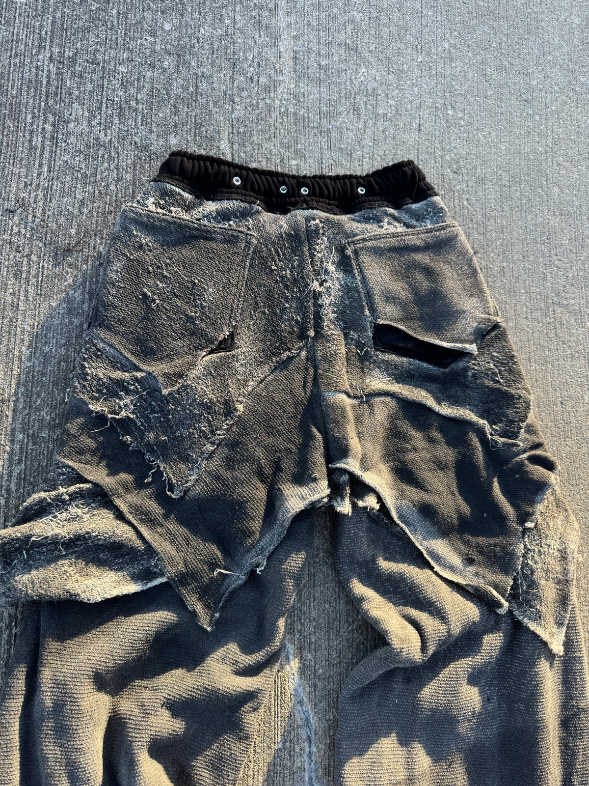 [53] sweatpants sample