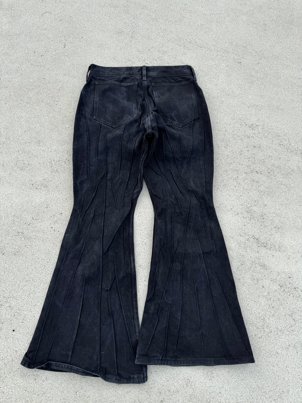 [18] virelith flared denim sample